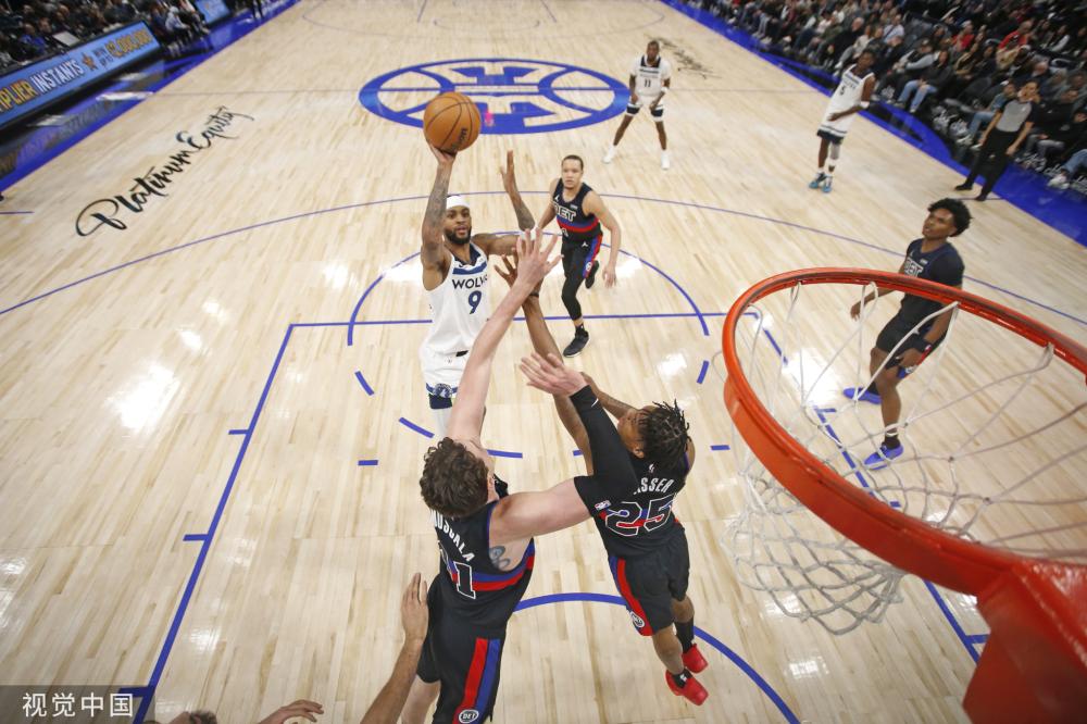 凭借稳定的 凭借稳定的