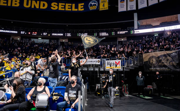 东港区体育 东港区体育