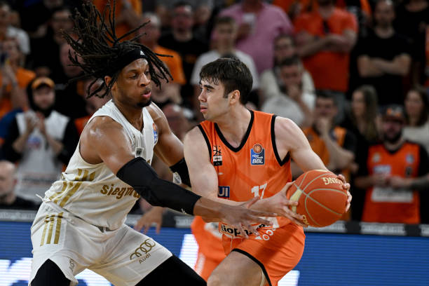 受一定的轮 受一定的轮